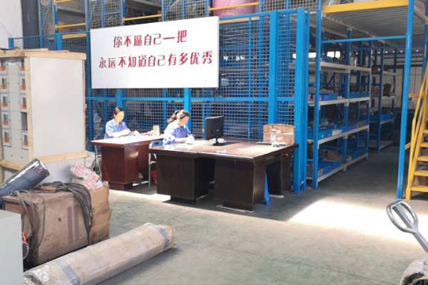 豪彩vip喷粉房工厂